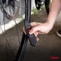   Digitális guminyomásmérő, 0,3–10 bar / 150 PSI – AMiO