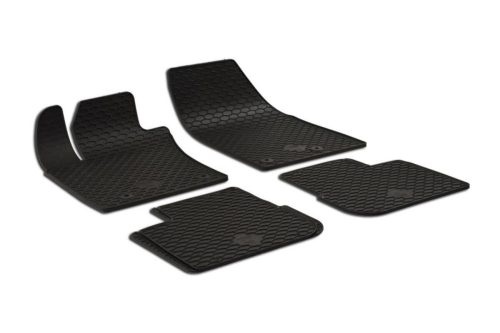 Gumiszőnyeg méretpontos Fiat Tipo hatchback 2016- Guzu