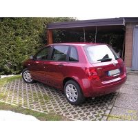 5 ajtós csapott hátú 2002-2007